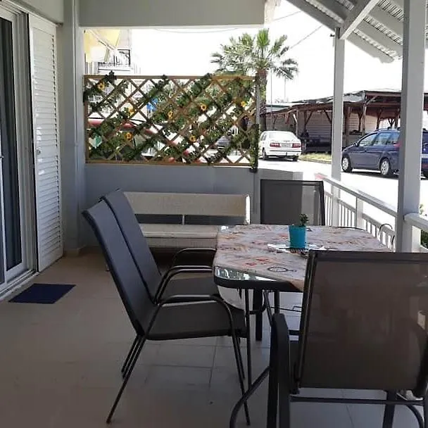 Vasileiadou Coastal Rooms Flogita